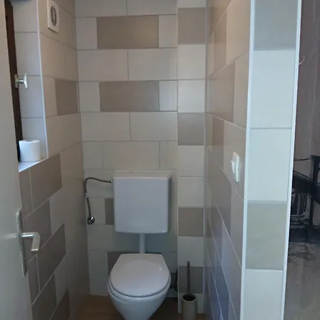 アパート Petit Avec Bel Exterieur. サン・タマラン