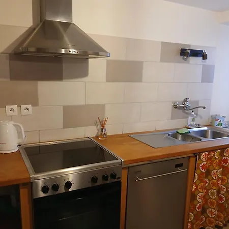 アパート Petit Avec Bel Exterieur. サン・タマラン